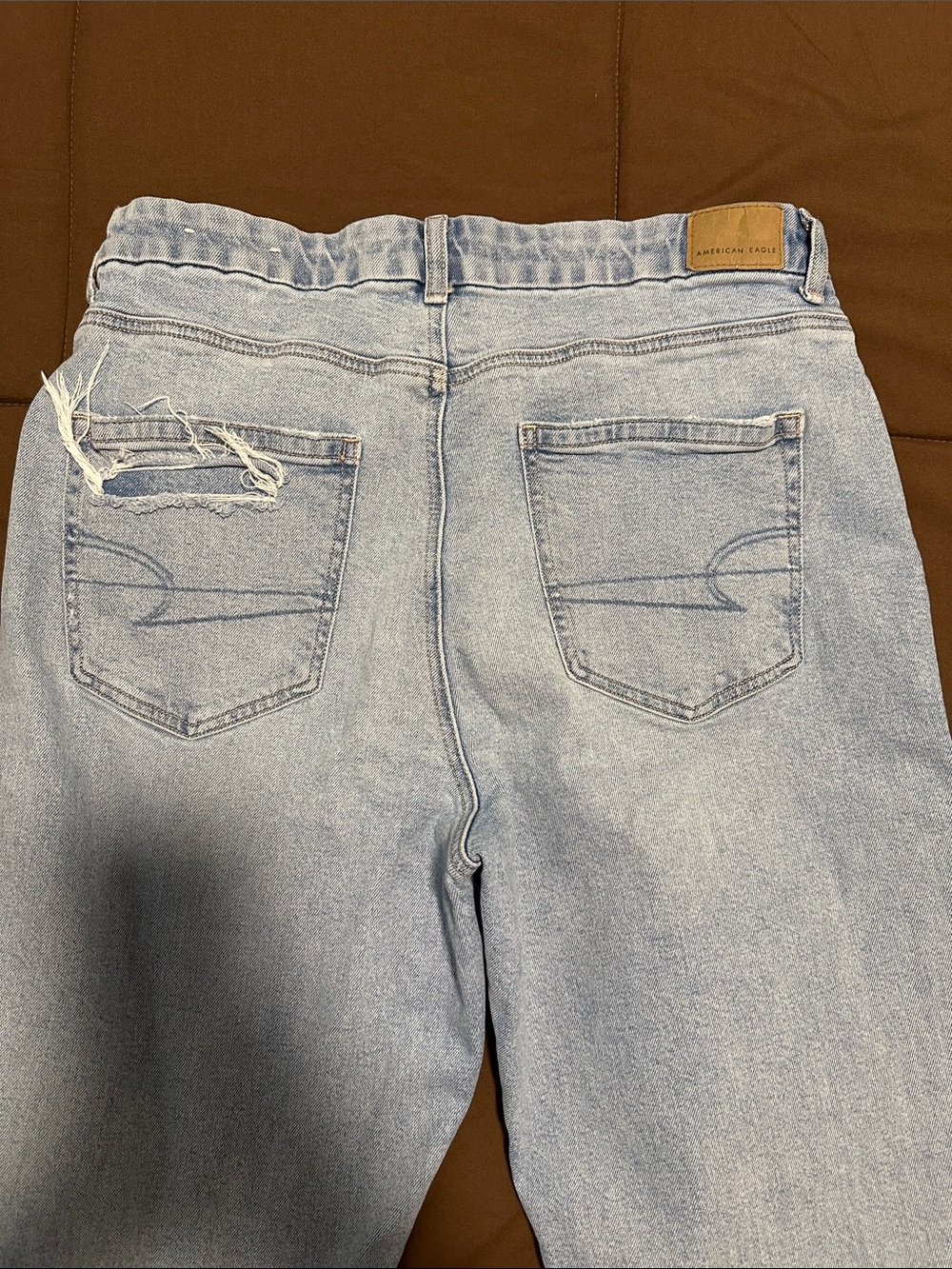 American Eagle Strigid Curvy Mom Jean - Picture 3 of 4